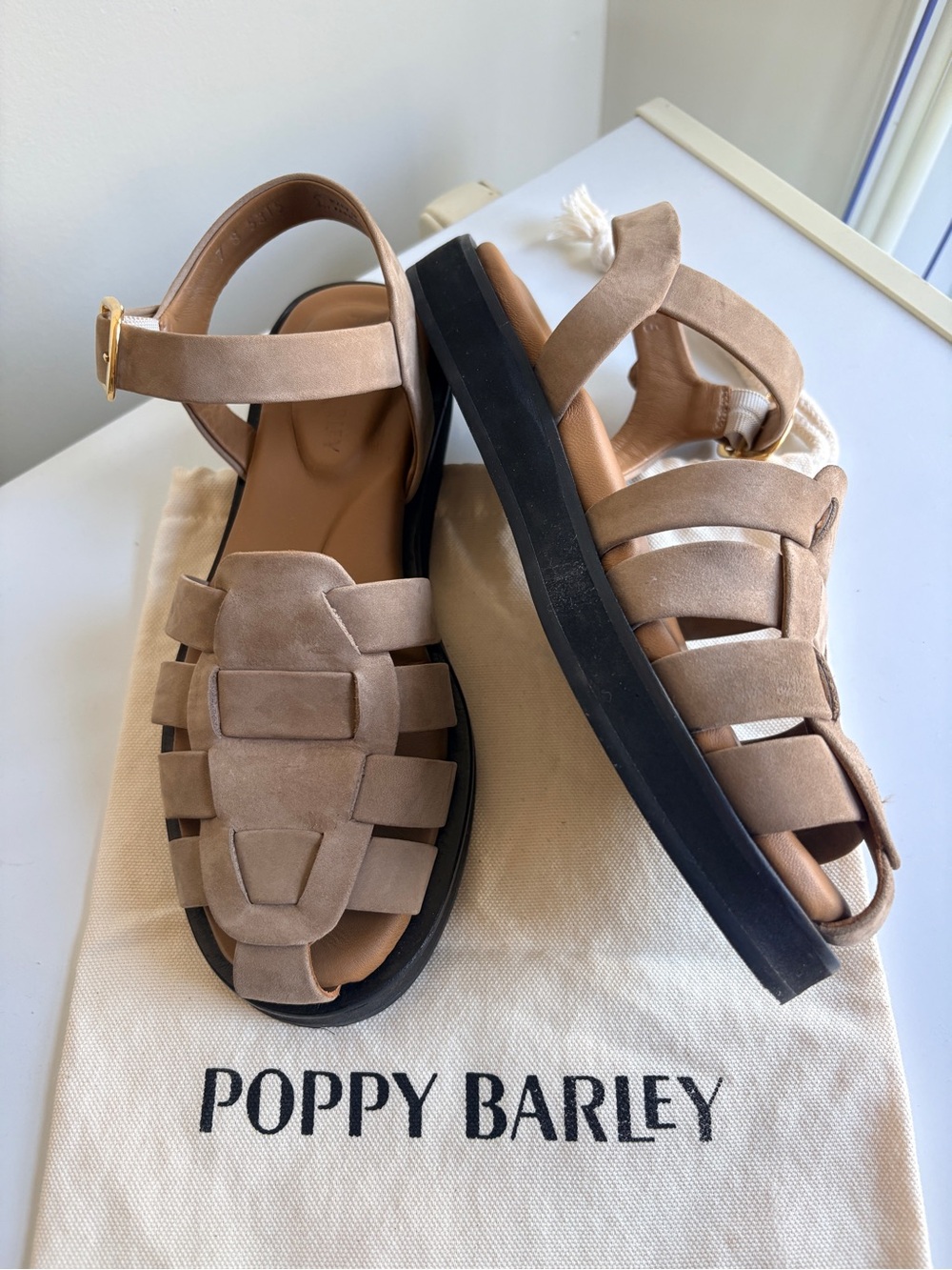 Poppy Barley Beachcomber Sandal in Clay Nubuck size 7M - Picture 2 of 9